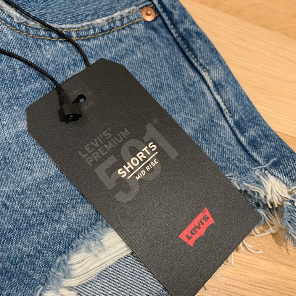 Levi’s 501 Mid Rise Shorts Size 25 - Picture 3 of 4